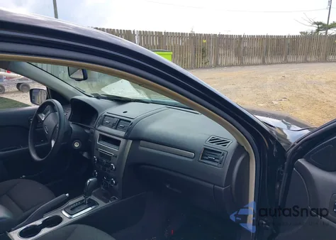 2010 Ford Fusion Se from USA, damaged, VIN 3FAHP0HA2AR102337